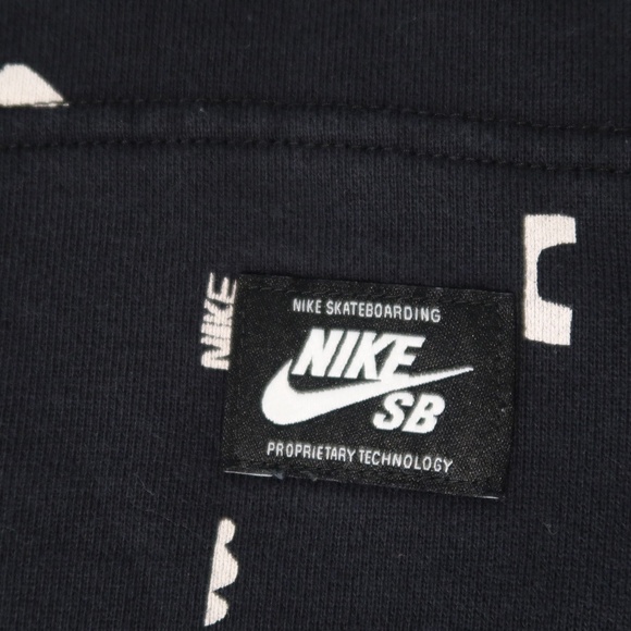 Nike SB Black and White Men's Sweater - Picture 16 of 16